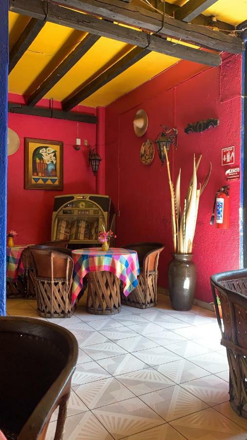 Hotel Mi Viejo Refugio Tlaquepaque Bagian luar foto
