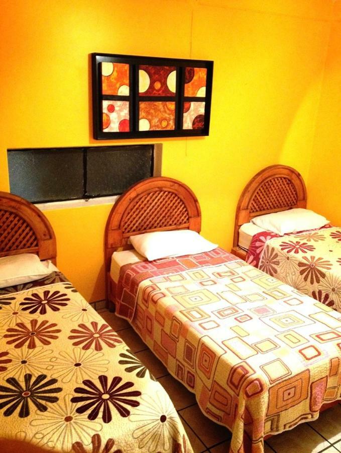 Hotel Mi Viejo Refugio Tlaquepaque Bagian luar foto